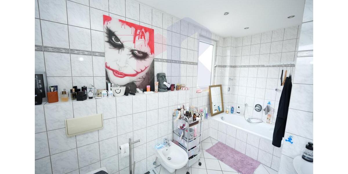 Etagenwohnung Essen Stadtbezirk II - 5 Zimmer, 141 m&sup2;, 1.525&euro; | Angebot:25962678