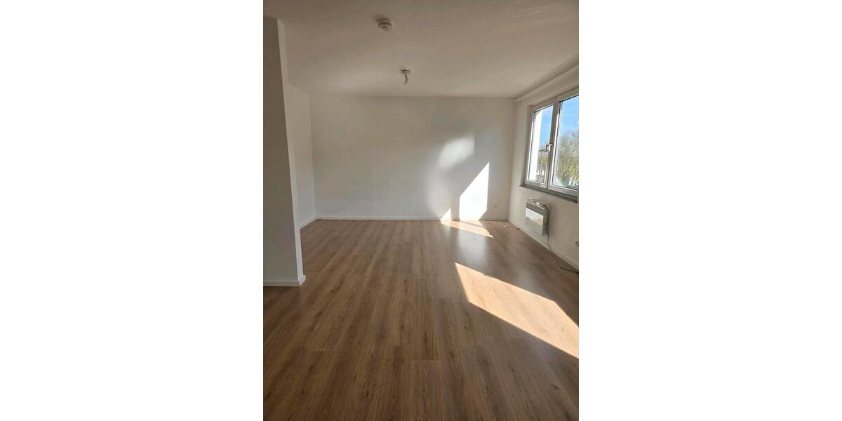 Etagenwohnung Essen Stadtbezirk III - 1 Zimmer, 47 m&sup2;, 595&euro; | Angebot:26049818