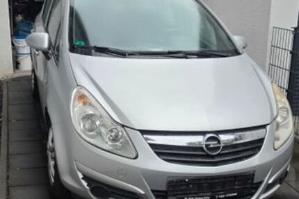 Opel Corsa 160.000 km 1.699 &euro; Essen 45141