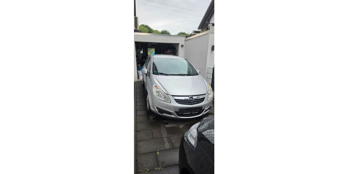 Opel Corsa 160.000 km 1.699 &euro; Essen 45141