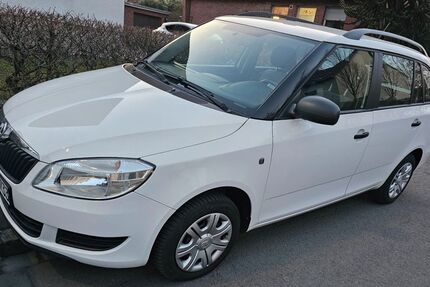 Skoda Fabia 73.865 km 6.690 &euro; Dortmund 44147
