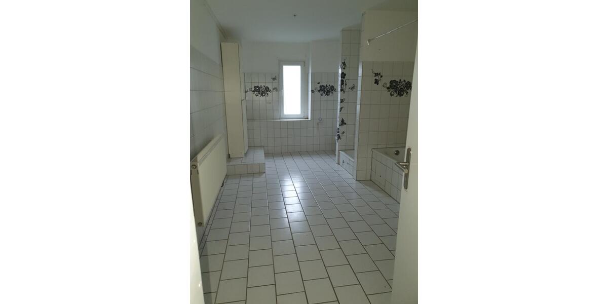 Etagenwohnung Schwerte - 4 Zimmer, 126 m&sup2;, 1.150&euro; | Angebot:25569593