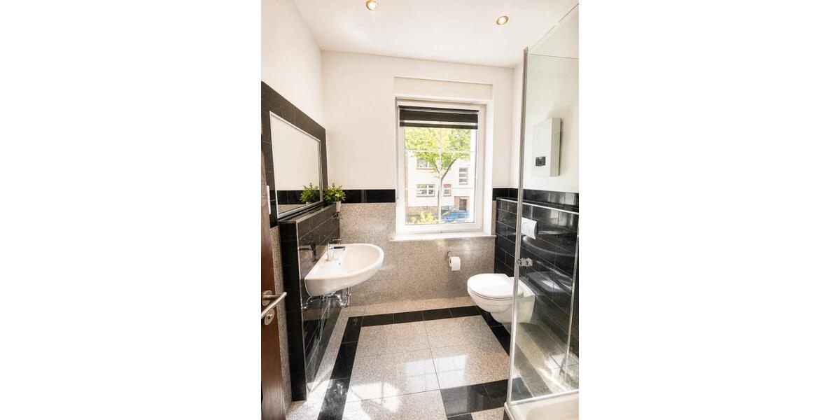 Mehrfamilienhaus, Wohnhaus Hagen Hagen-Mitte - 1 Zimmer, 390 m&sup2;, 740.000&euro; | Angebot:26483349