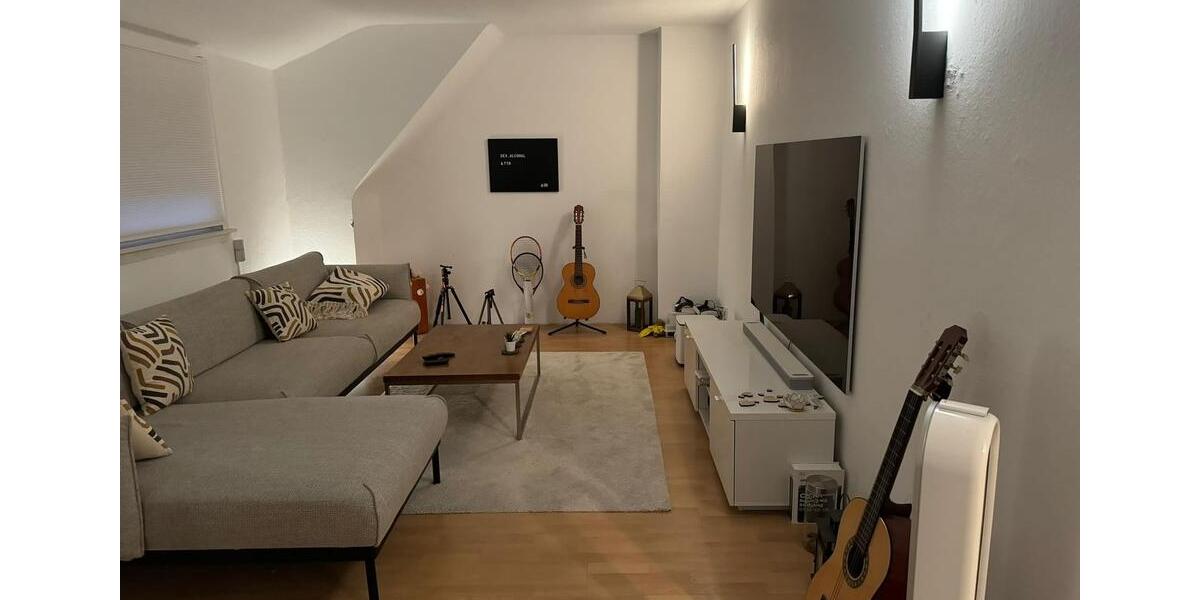 Dachgeschoßwohnung Castrop-Rauxel Deinighausen - 3.5 Zimmer, 83 m&sup2;, 800&euro; | Angebot:25150688