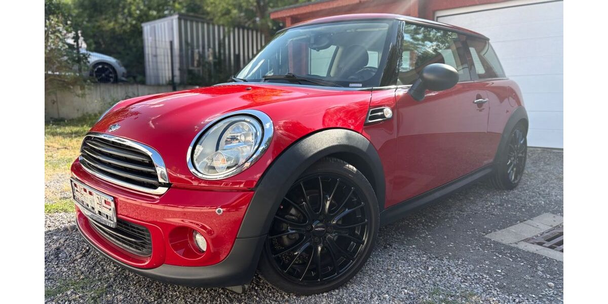 Mini ONE 77.000 km 5.499 &euro; Hagen 58099