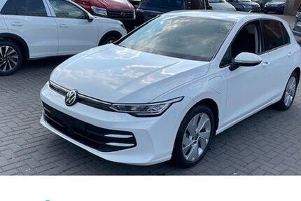 VW Golf 7.700 km 28.998 &euro; Lünen 44534