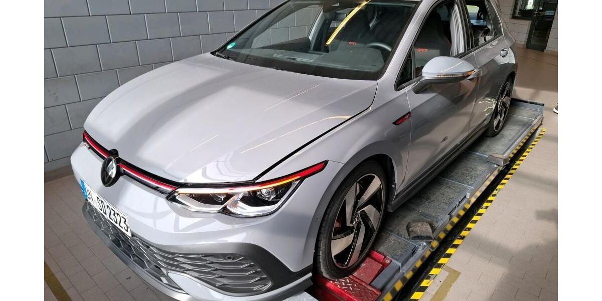 VW Golf 24.375 km 31.750 &euro; Hagen 58091