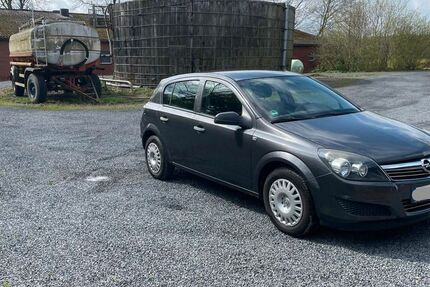 Opel Astra 157.825 km 2.599 &euro; Kamen 59174
