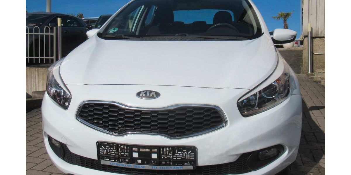Kia ceed / Ceed 84.654 km 7.790 &euro; Herne 44653