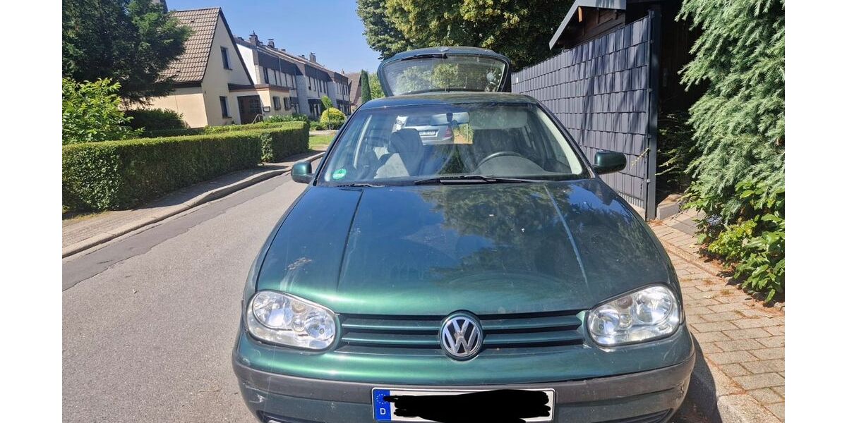 VW Golf 212.000 km 1.200 &euro; Bochum 44866