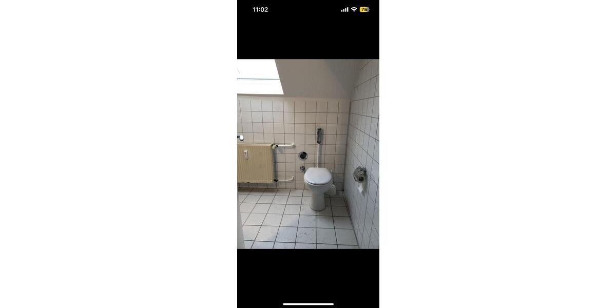 Dachgeschoßwohnung Essen Stadtkern - 2 Zimmer, 65 m&sup2;, 700&euro; | Angebot:26631287