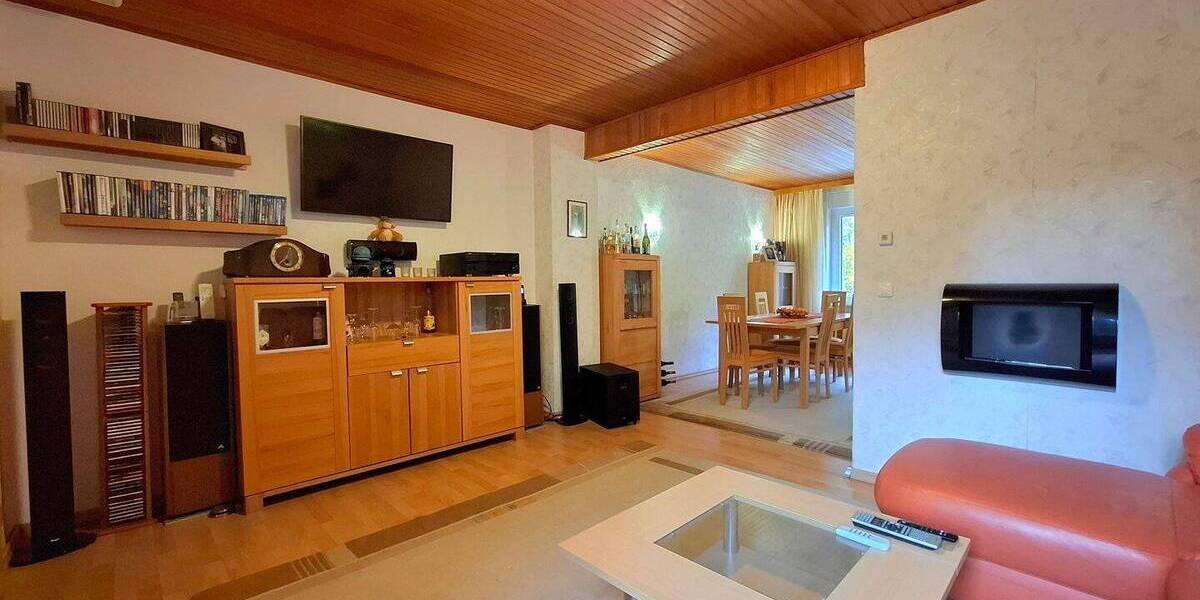 Reihenmittelhaus Bochum Weitmar - 5 Zimmer, 115 m&sup2;, 415.000&euro; | Angebot:26190380