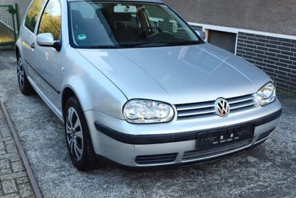 VW Golf 62.500 km 3.590 &euro; Herten 45699
