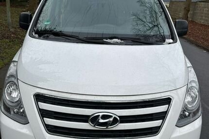 Hyundai H-1 Starex 201.800 km 12.500 &euro; Hattingen 45529