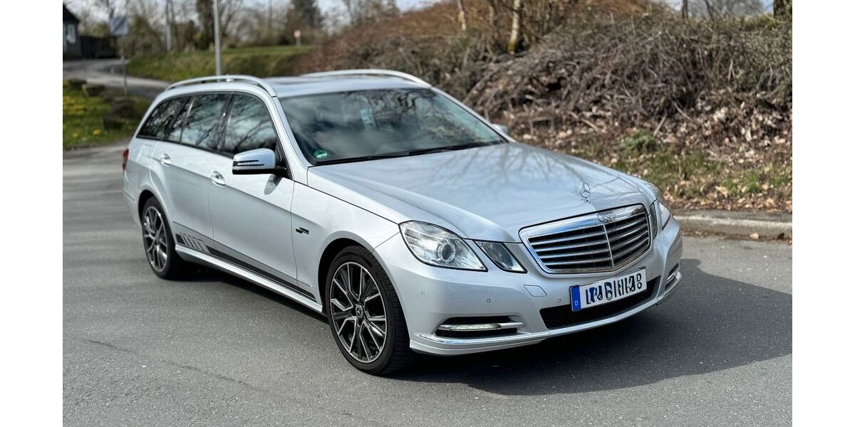 Mercedes-Benz E 220 176.000 km 12.399 &euro; Gevelsberg 58285
