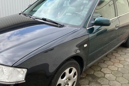 Audi quattro 253.000 km 1.299 &euro; Waltrop 45731