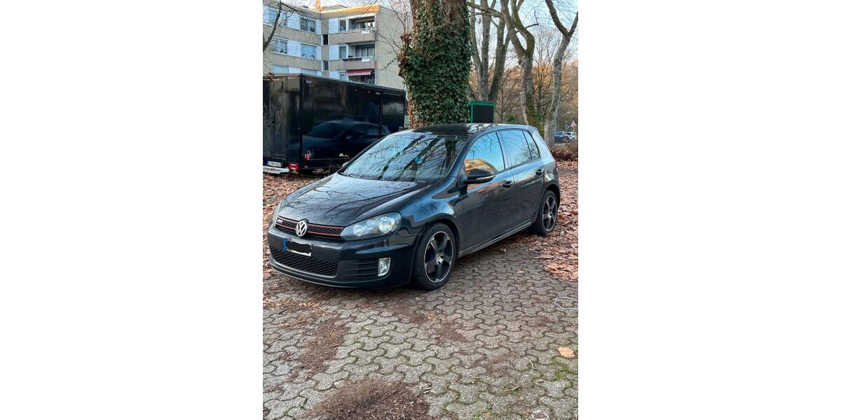 VW Golf 255.000 km 5.500 &euro; Essen 45327