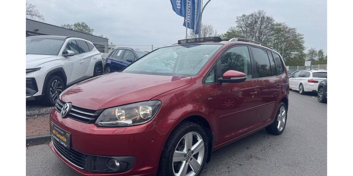 VW Touran 157.000 km 9.990 &euro; Datteln 45711