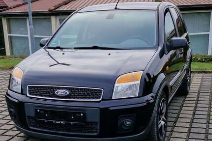 Ford Fusion 150.000 km 2.350 &euro; Witten 58454
