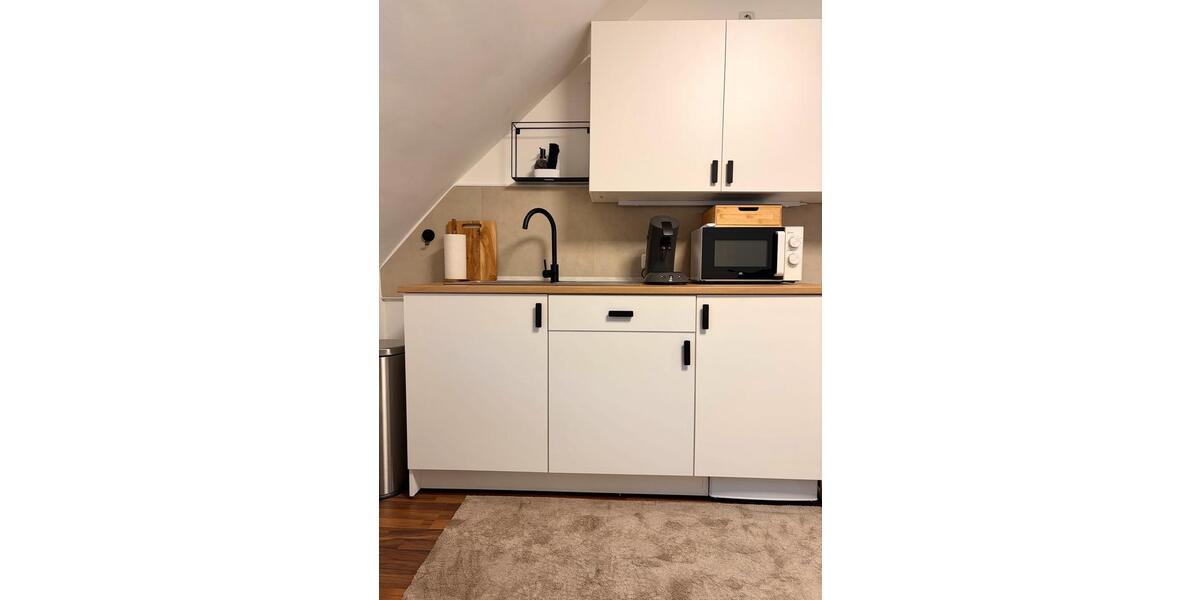 Dachgeschoßwohnung Essen Stadtbezirk III - 3 Zimmer, 55 m&sup2;, 2.100&euro; | Angebot:25317745