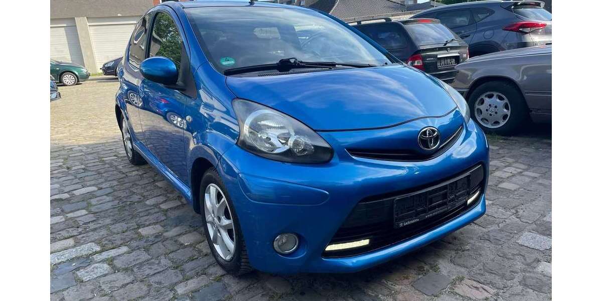Toyota Aygo 92.843 km 4.900 &euro; Dortmund 44269