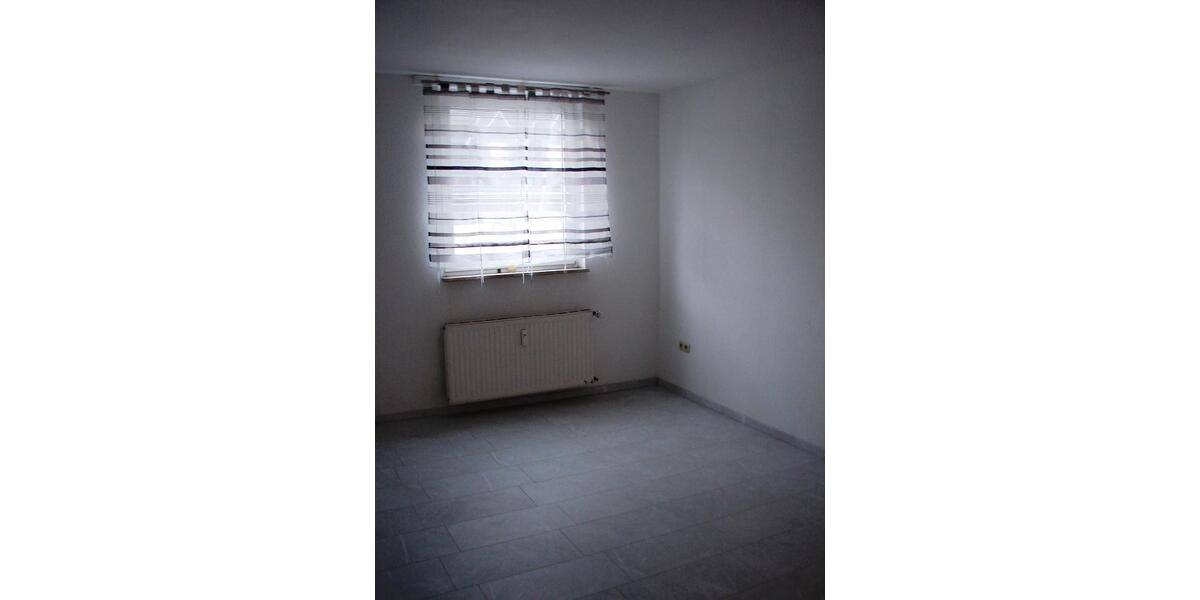 Dachgeschoßwohnung Gelsenkirchen Rotthausen - 3 Zimmer, 98 m&sup2;, 600&euro; | Angebot:26033838