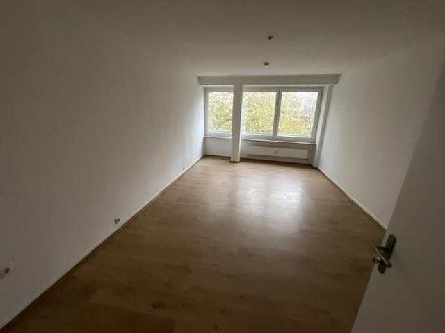 Etagenwohnung Essen Stadtkern - 3 Zimmer, 96 m&sup2;, 919&euro; | Angebot:23634069