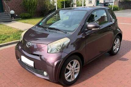 Toyota iQ 172.000 km 2.999 &euro; Essen 45329
