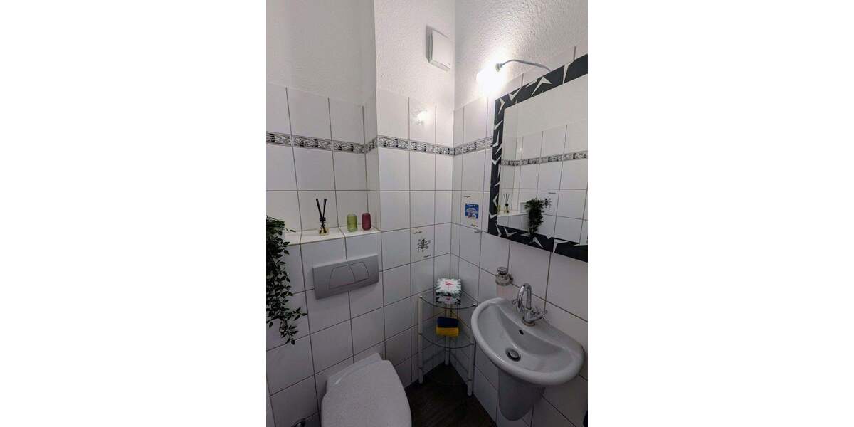 Etagenwohnung Essen Frohnhausen - 4 Zimmer, 101 m&sup2;, 249.000&euro; | Angebot:25880216