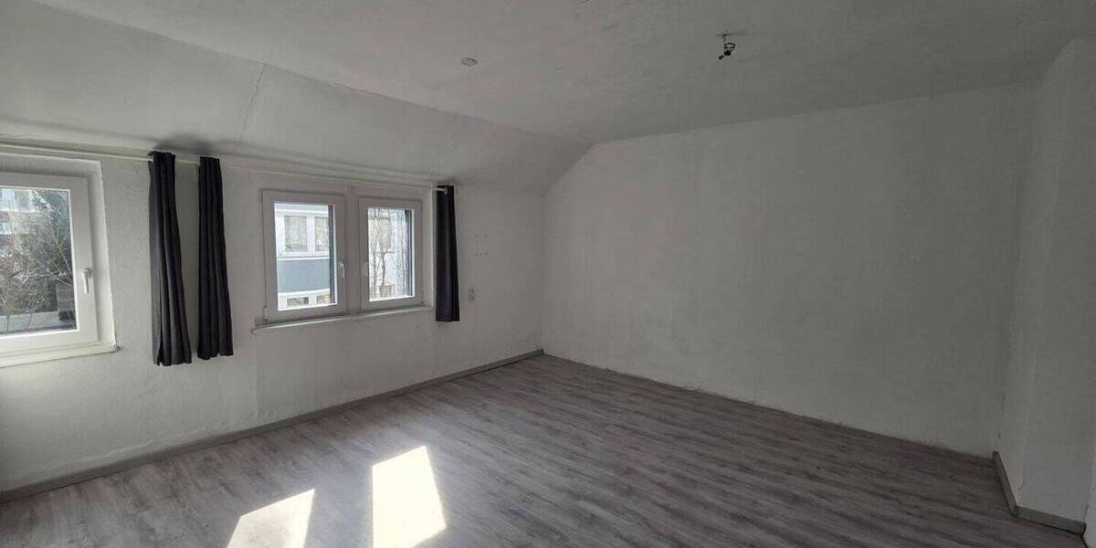 Etagenwohnung Dortmund Mitte - 5 Zimmer, 105 m&sup2;, 249.000&euro; | Angebot:26488027