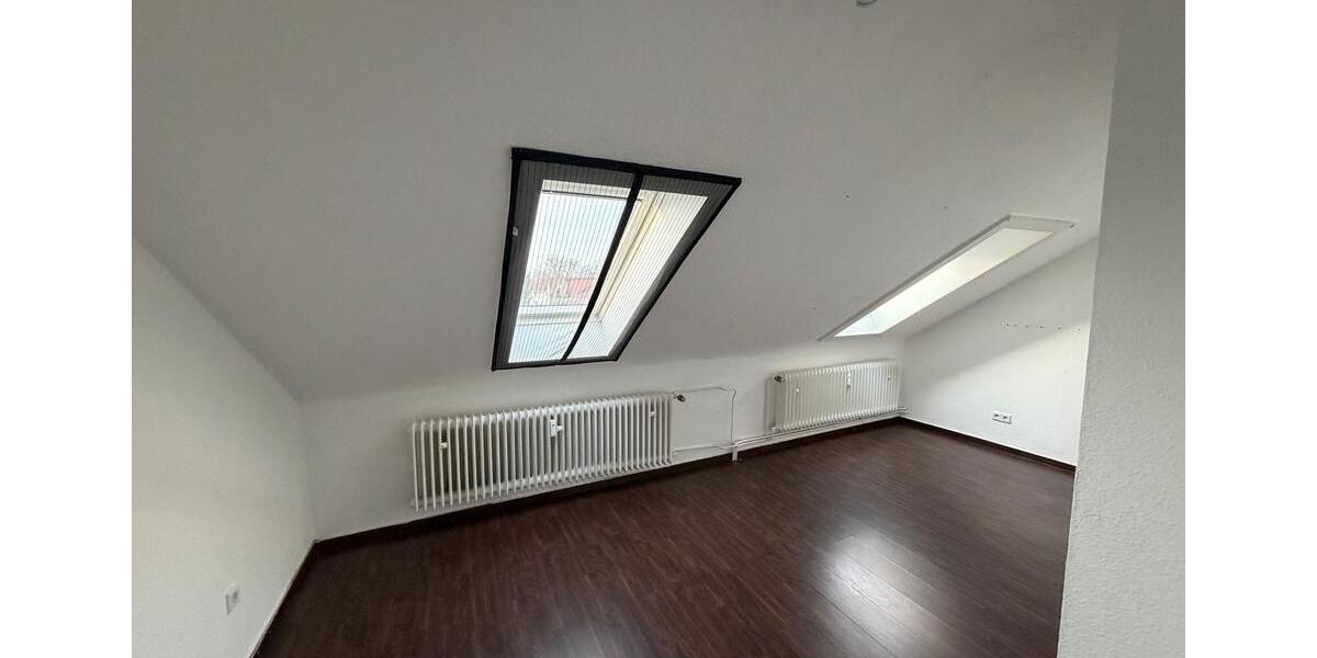 Dachgeschoßwohnung Gelsenkirchen Resse - 3.5 Zimmer, 79 m&sup2;, 570&euro; | Angebot:25173088