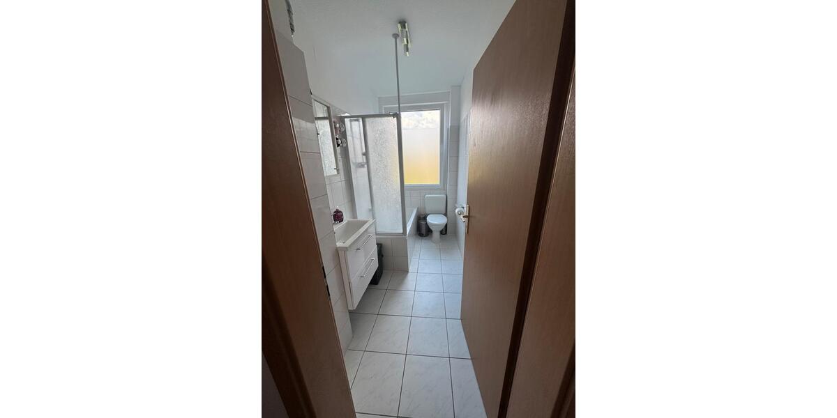 Etagenwohnung Essen Stadtbezirk VI - 2 Zimmer, 50 m&sup2;, 700&euro; | Angebot:25637303