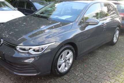 VW Golf Life 1.5 TSI NAVI LED ALU GJR APS ACC KLIMA S 24.450 km 22.988 &euro; Bergkamen 59192