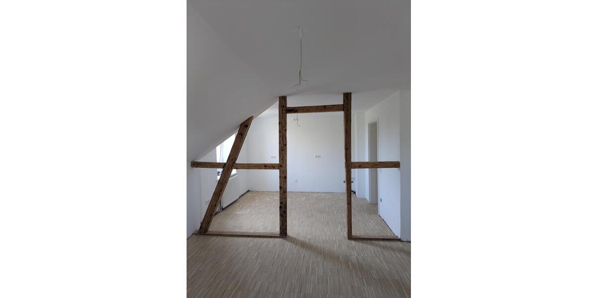 Dachgeschoßwohnung Kamen - 4 Zimmer, 83 m&sup2;, 790&euro; | Angebot:26407234