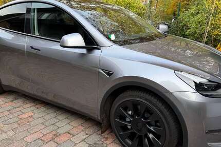 Tesla Model Y 57.000 km 35.900 &euro; Gelsenkirchen 45886