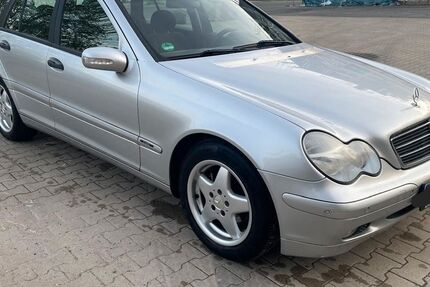 Mercedes-Benz C 180 194.000 km 1.950 &euro; Hagen 58089