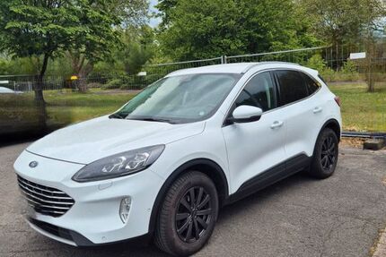 Ford Kuga 58.000 km 18.500 &euro; Hattingen 45529