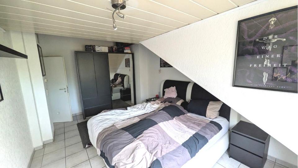 Dachgeschoßwohnung Dortmund Hörde - 3 Zimmer, 90 m&sup2;, 860&euro; | Angebot:25987527