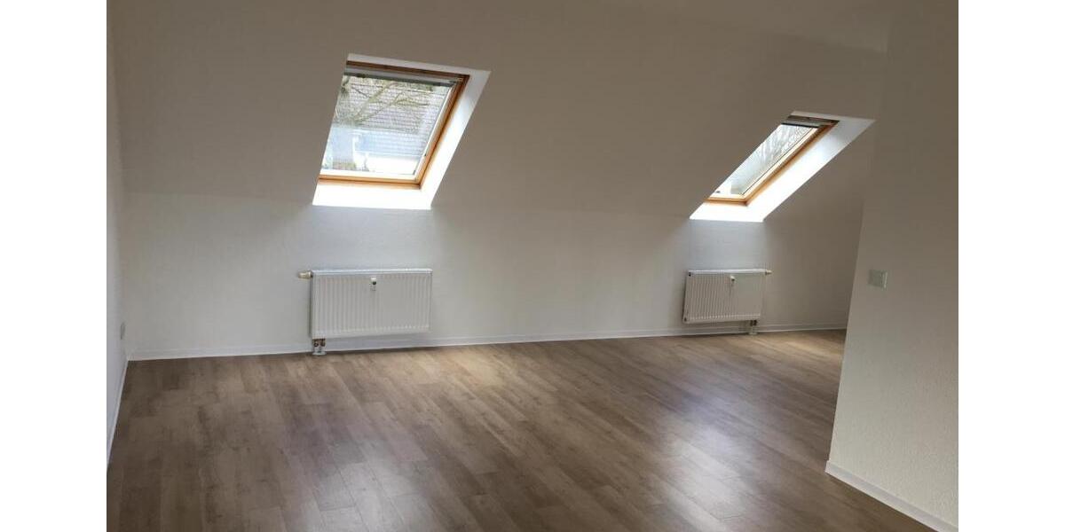 Dachgeschoßwohnung Marl - 2.5 Zimmer, 60 m&sup2;, 364&euro; | Angebot:26257211