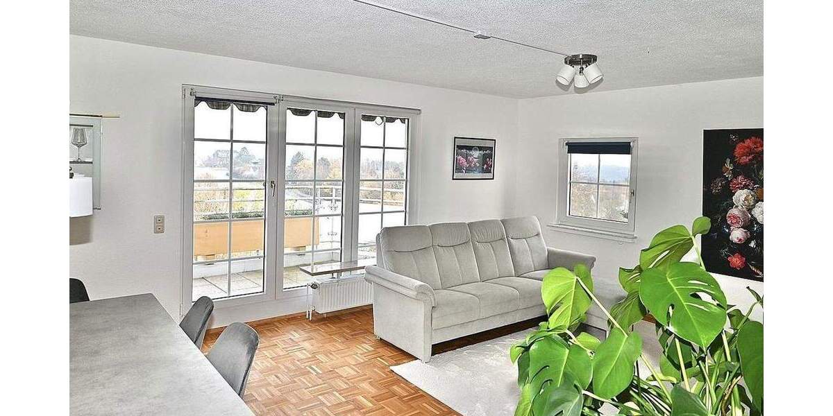 Etagenwohnung Bochum Stiepel - 4 Zimmer, 107 m&sup2;, 420.000&euro; | Angebot:25657492