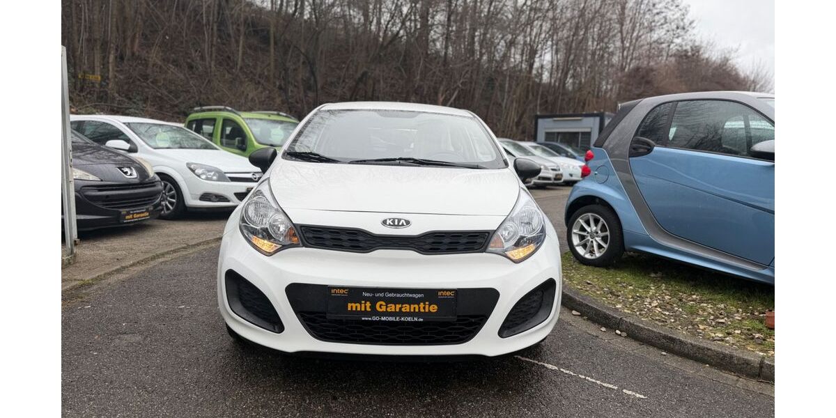 Kia Rio 95.610 km 4.999 &euro; Essen 45145
