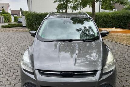 Ford Kuga 145.000 km 6.500 &euro; Schwerte 58239