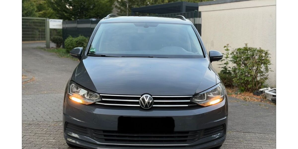 VW Touran 93.345 km 15.890 &euro; Herten 45701
