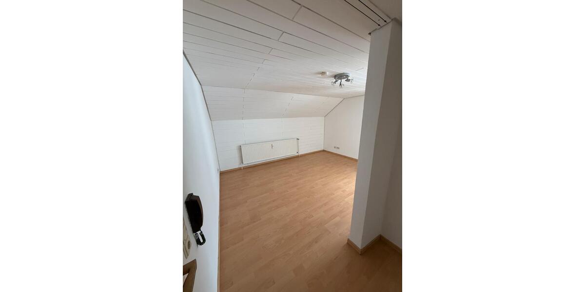 Dachgeschoßwohnung Bochum Bochum-Südwest - 1.5 Zimmer, 29 m&sup2;, 495&euro; | Angebot:26563189