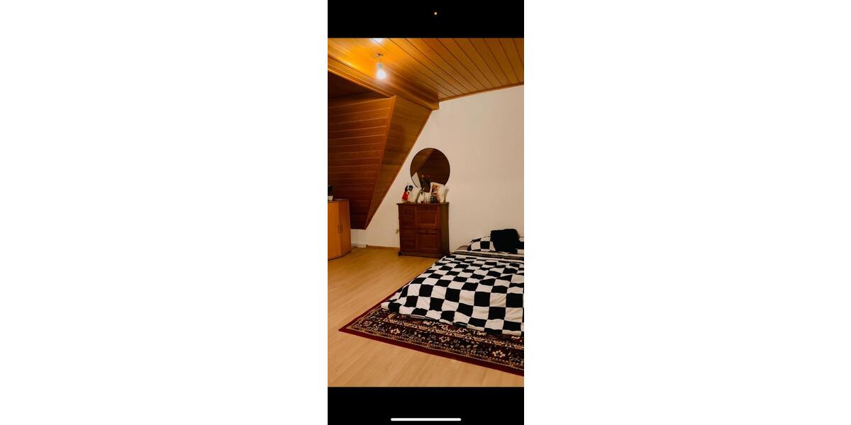 Dachgeschoßwohnung Hagen - 4.5 Zimmer, 100 m&sup2;, 730&euro; | Angebot:26699835