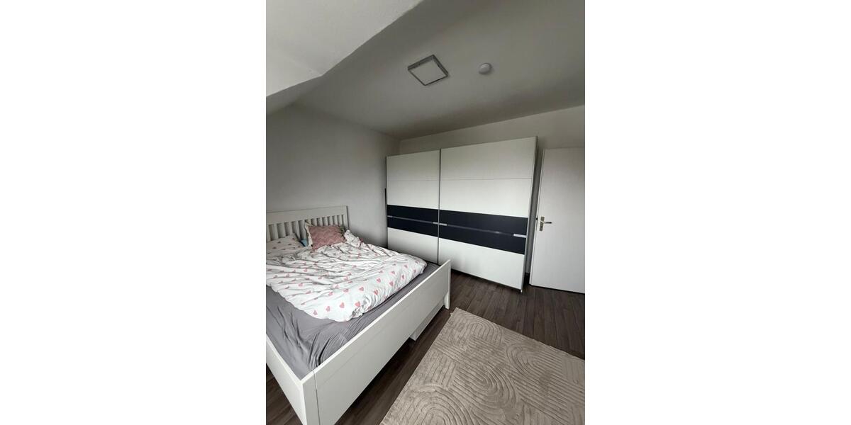 Dachgeschoßwohnung Dortmund Brackel - 3 Zimmer, 62 m&sup2;, 1.200&euro; | Angebot:26045464