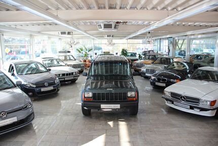 Jeep Cherokee 275.000 km 6.850 &euro; Essen 45356