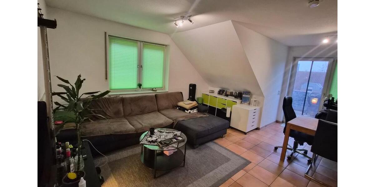 Dachgeschoßwohnung Gelsenkirchen Gelsenkirchen-Mitte - 2.5 Zimmer, 52 m&sup2;, 438&euro; | Angebot:25541294