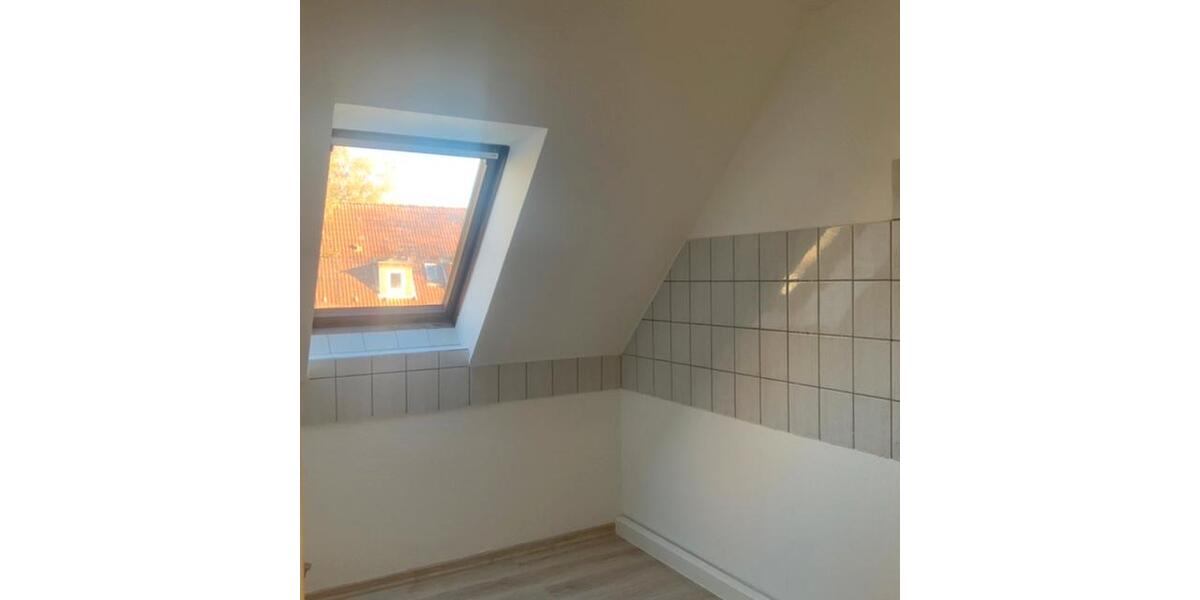 Dachgeschoßwohnung Herne Wanne - 2 Zimmer, 65 m&sup2;, 424&euro; | Angebot:25784507