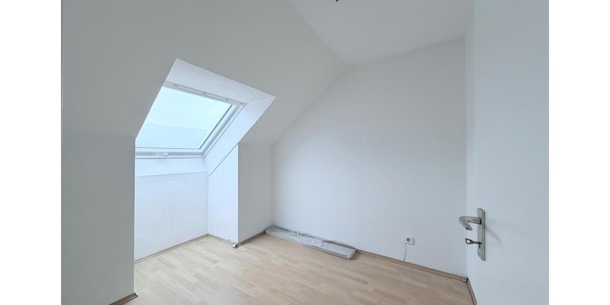 Dachgeschoßwohnung Lünen Brambauer - 3 Zimmer, 64 m&sup2;, 480&euro; | Angebot:26031687
